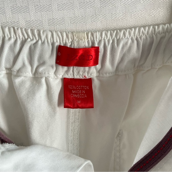IZOD Flat Front Elasticized Waist Drawstring Red Label Shorts White Medium 32” - Picture 3 of 11